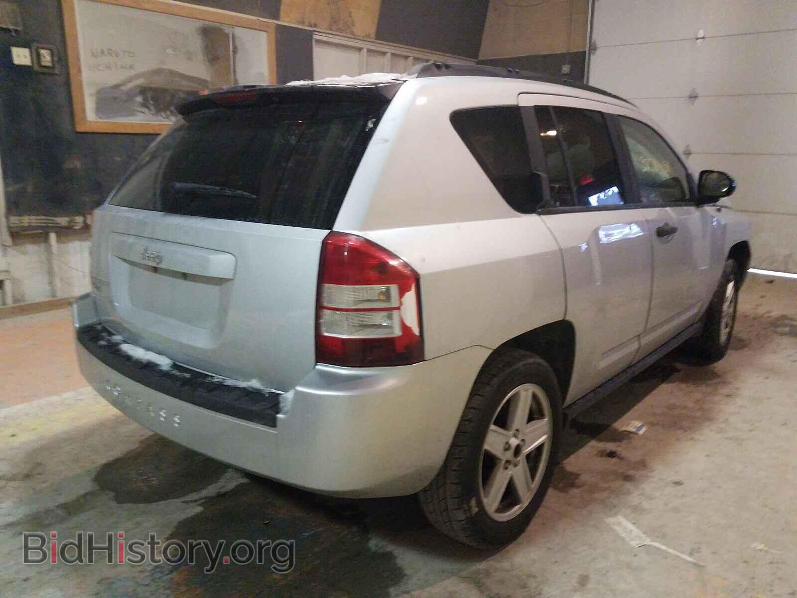 2007 JEEP COMPASS - VIN: 1J8FF47W77D583432 - Фото 4
