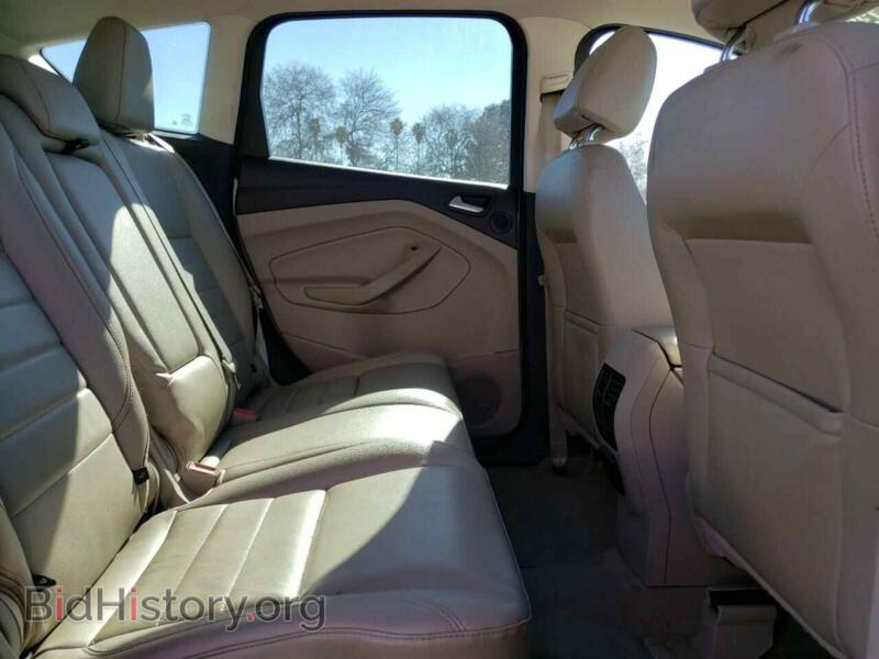 2013 Ford CMAX (VIN 1FADP5CU9DL542037) — photo 6 of 10