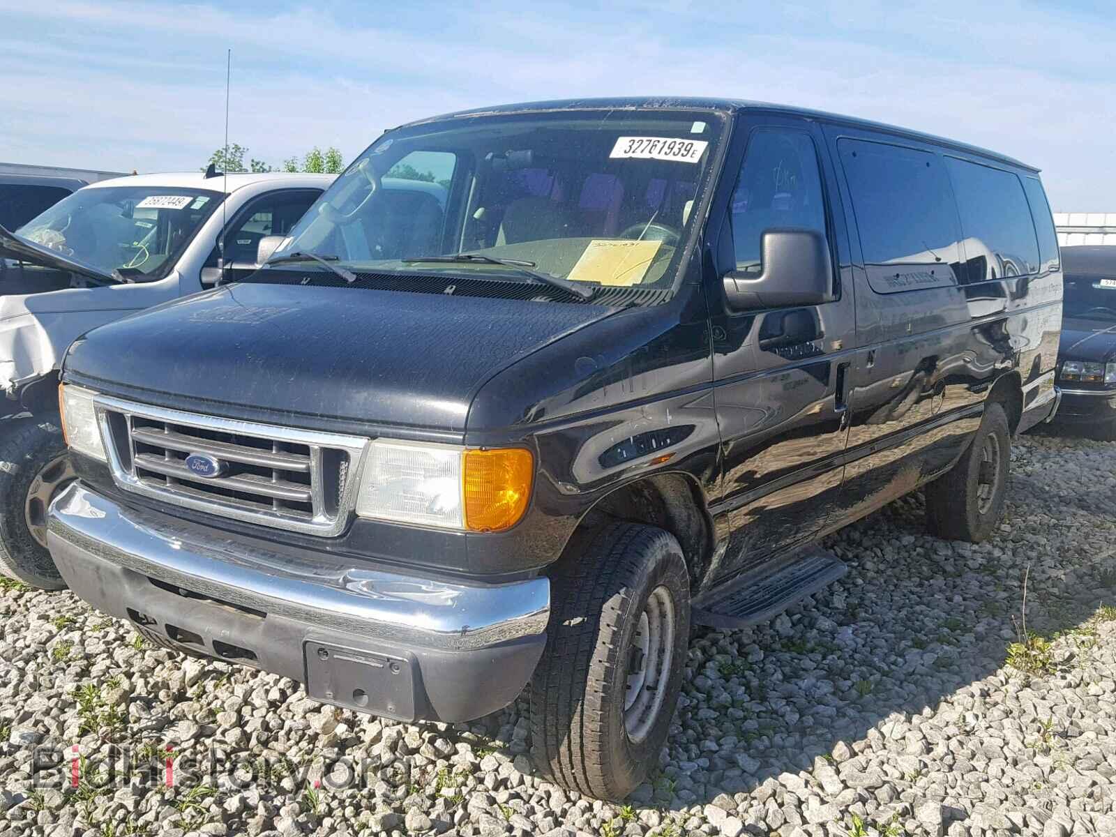 2006 FORD ECONOLINE - VIN: 1FBSS31L76HA87262 - Фото 2