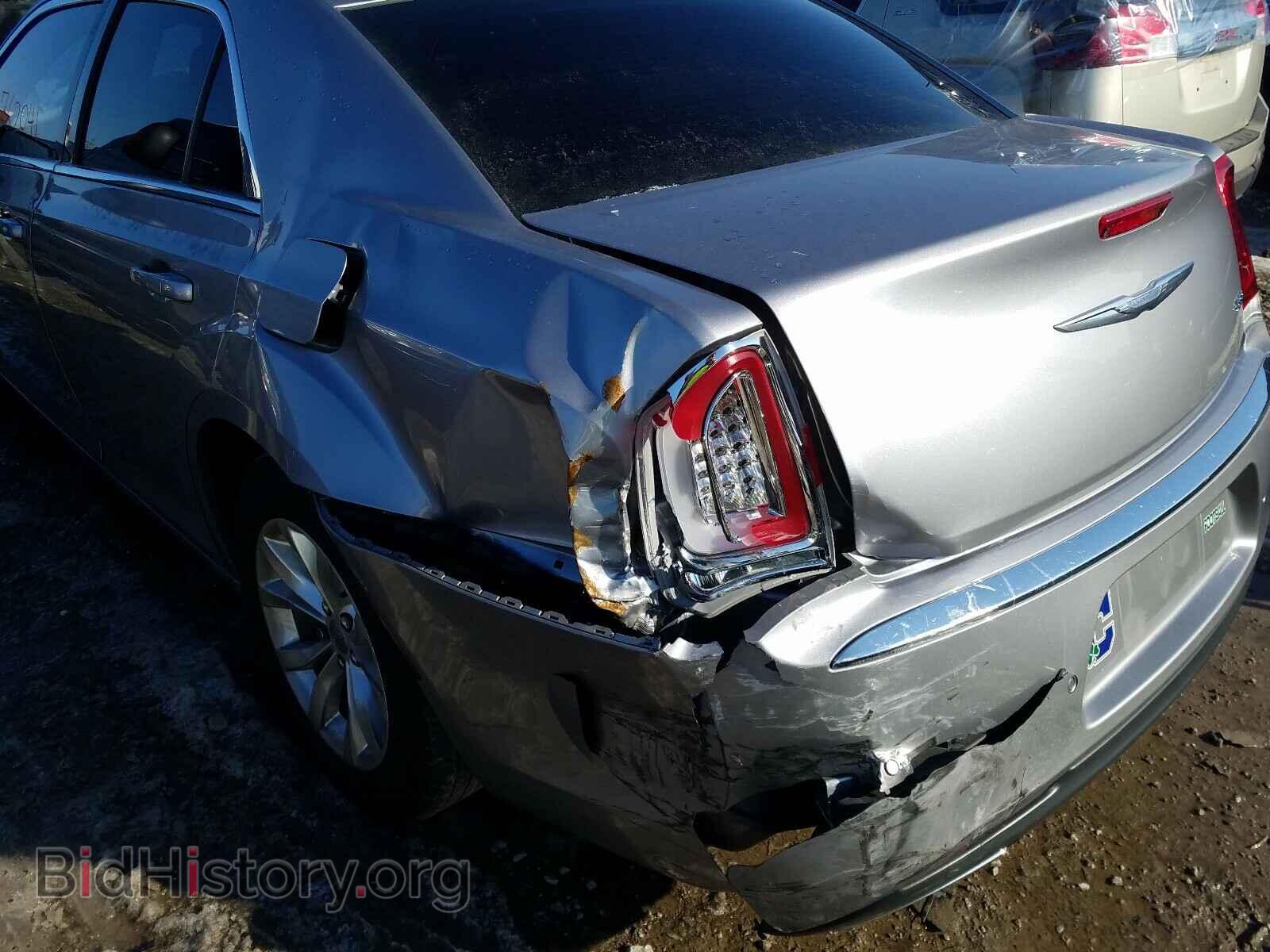 2015 CHRYSLER 300 - VIN: 2C3CCAAG6FH921976 - Фото 9