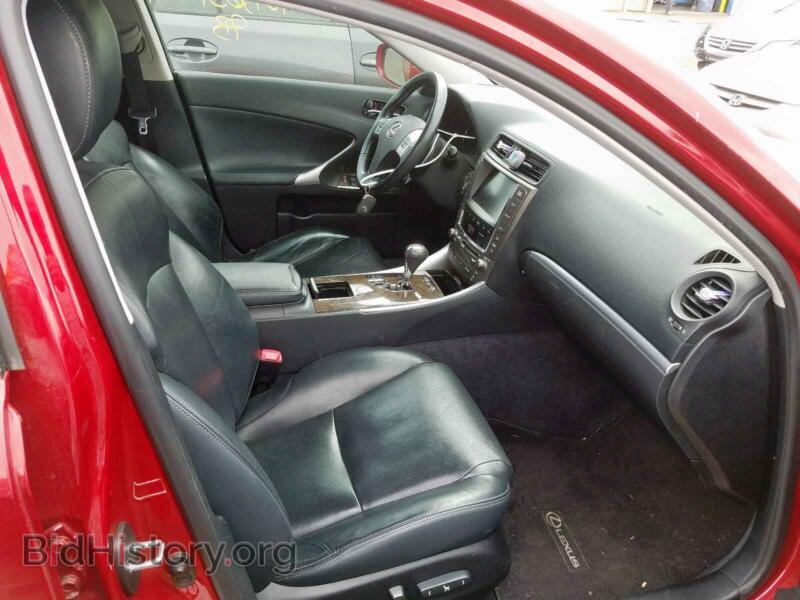 2011 Lexus IS (VIN JTHCF5C22B5051493) — фото 5 из 10