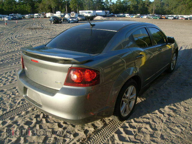 2011 DODGE AVENGER - VIN: 1B3BD1FG1BN584603 - Фото 4