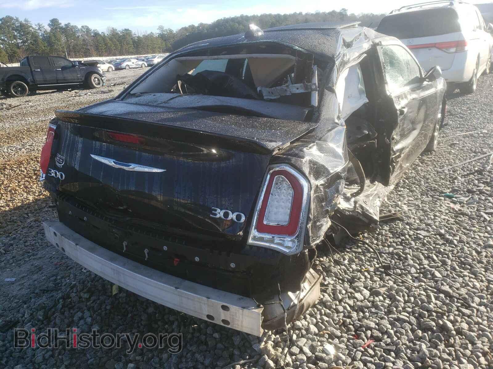 2017 CHRYSLER 300 - VIN: 2C3CCAAG7HH553035 - Фото 4