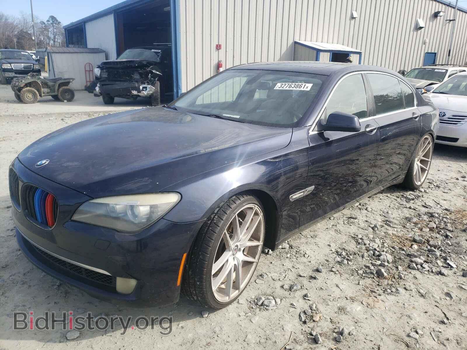 2011 BMW 7 SERIES - VIN: WBAKB4C52BC574289 - Фото 2