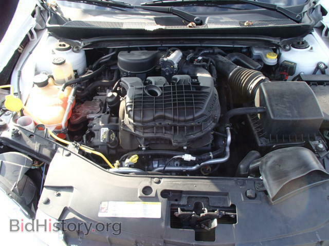 2012 CHRYSLER 200 - VIN: 1C3CCBBGXCN175121 - Фото 7