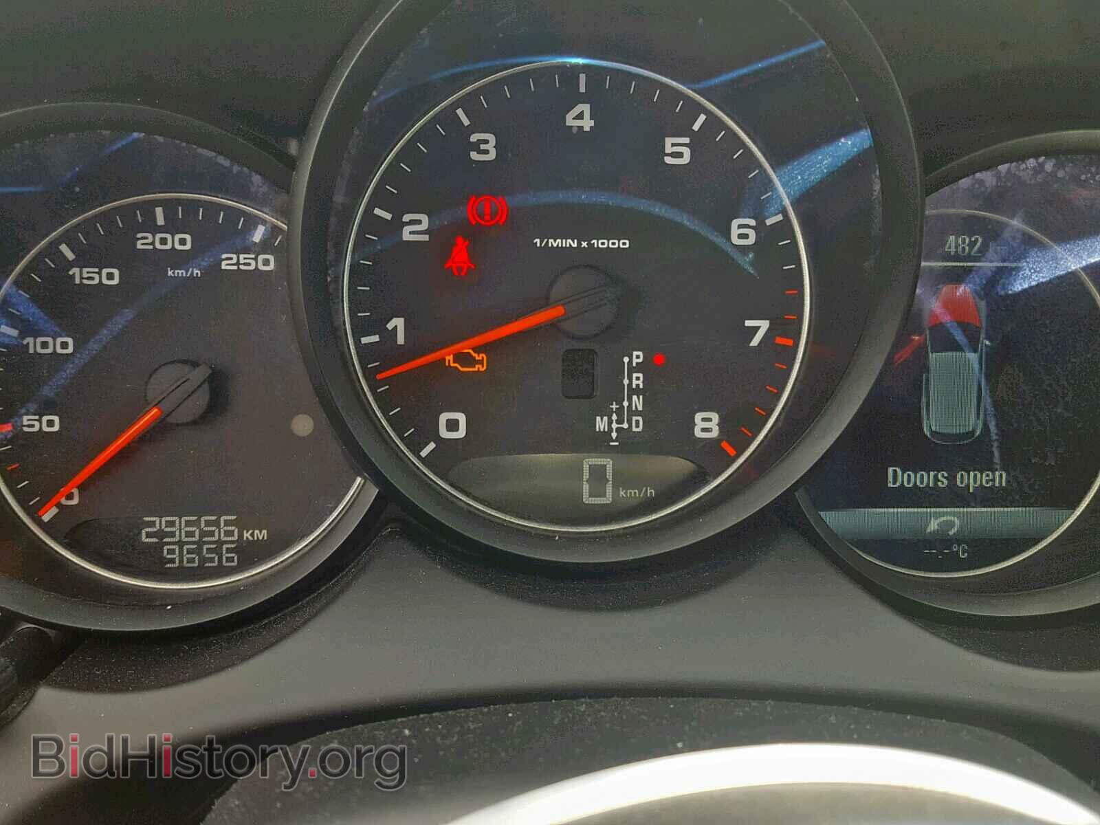 2018 PORSCHE CAYENNE - VIN: WP1AA2A26JKA05740 - Фото 8