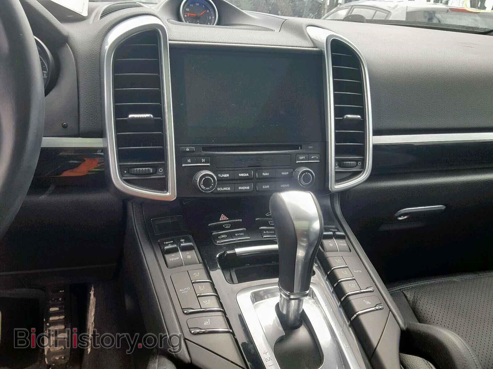 2018 PORSCHE CAYENNE - VIN: WP1AA2A26JKA05740 - Фото 9