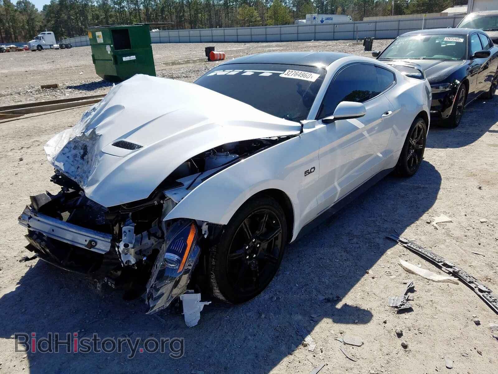 2019 FORD MUSTANG - VIN: 1FA6P8CF0K5166776 - Фото 2