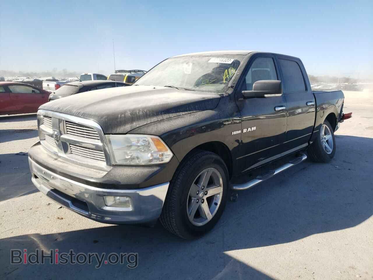 2010 DODGE RAM 1500 - VIN: 1D7RB1CT6AS109572 - Фото 2