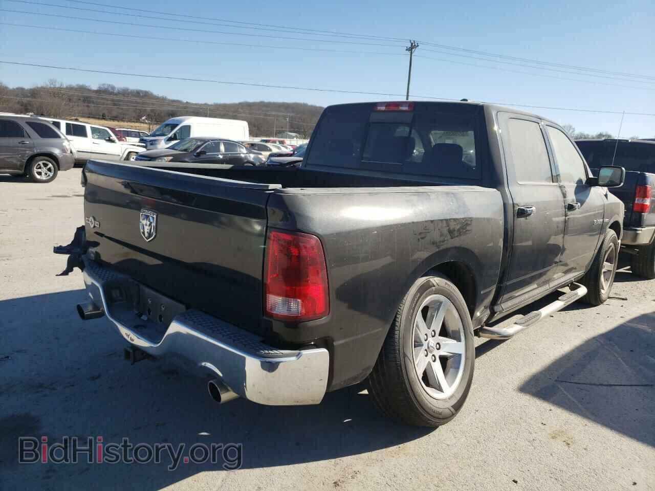 2010 DODGE RAM 1500 - VIN: 1D7RB1CT6AS109572 - Фото 4