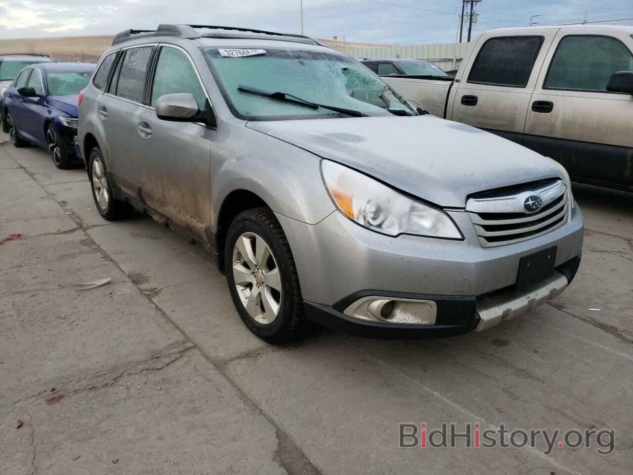 Photo 4S4BRCKC4B3323973 - SUBARU OUTBACK 2011