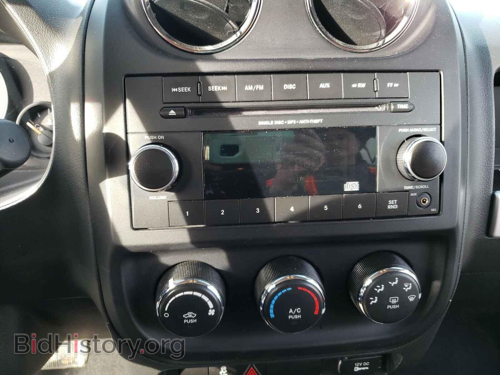 2014 JEEP COMPASS - VIN: 1C4NJDBBXED769100 - Фото 9