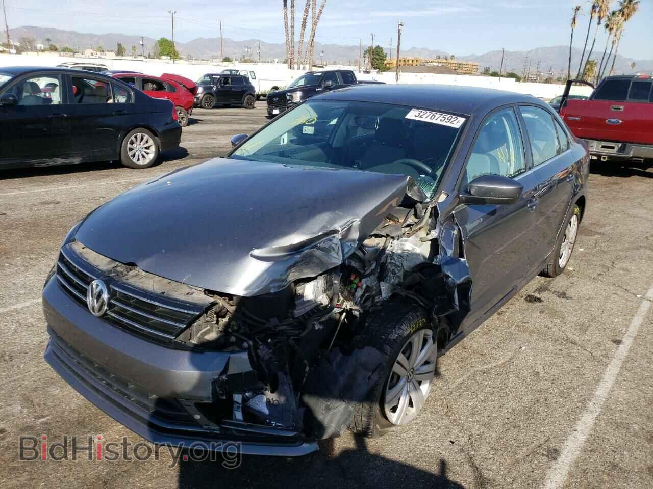 2017 VOLKSWAGEN JETTA - VIN: 3VW2B7AJ8HM412840 - Фото 2