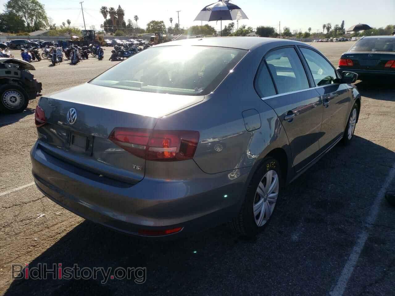 2017 VOLKSWAGEN JETTA - VIN: 3VW2B7AJ8HM412840 - Фото 4