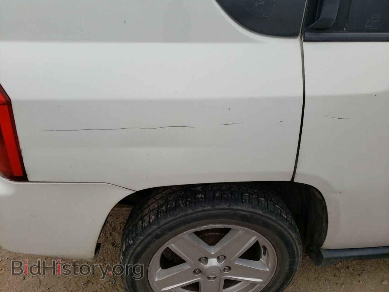 2010 JEEP COMPASS - VIN: 1J4NT4FB3AD558085 - Photo 9