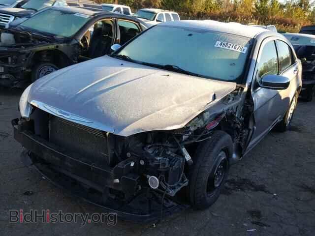 2013 CHRYSLER 200 - VIN: 1C3CCBCG3DN570693 - Фото 2