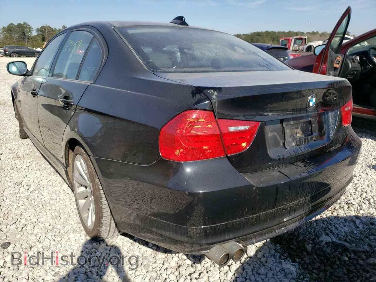 2009 BMW 3 SERIES - VIN: WBAPH77579NL85605 - Фото 3