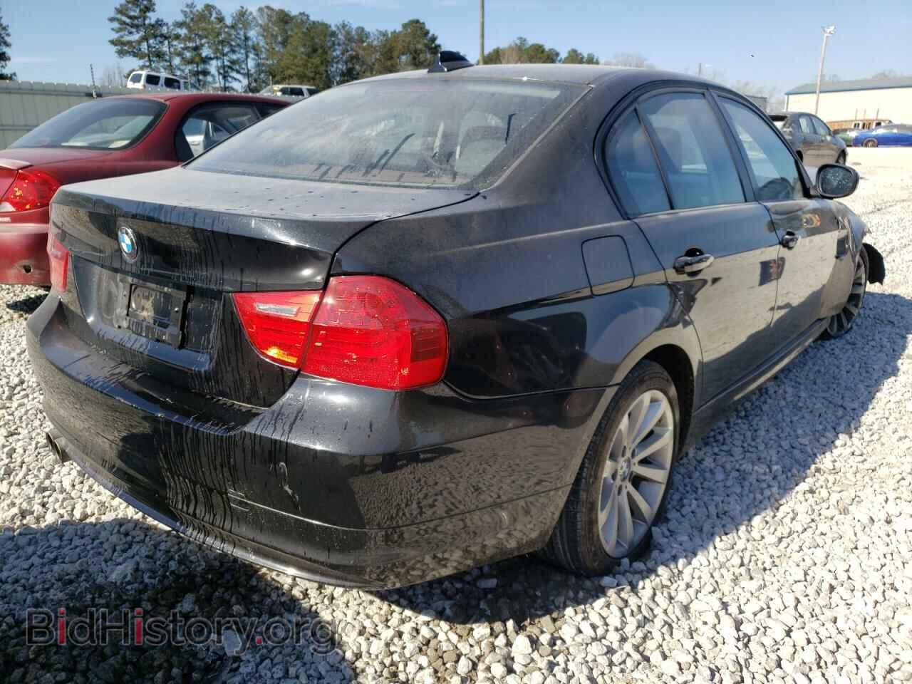 2009 BMW 3 SERIES - VIN: WBAPH77579NL85605 - Фото 4
