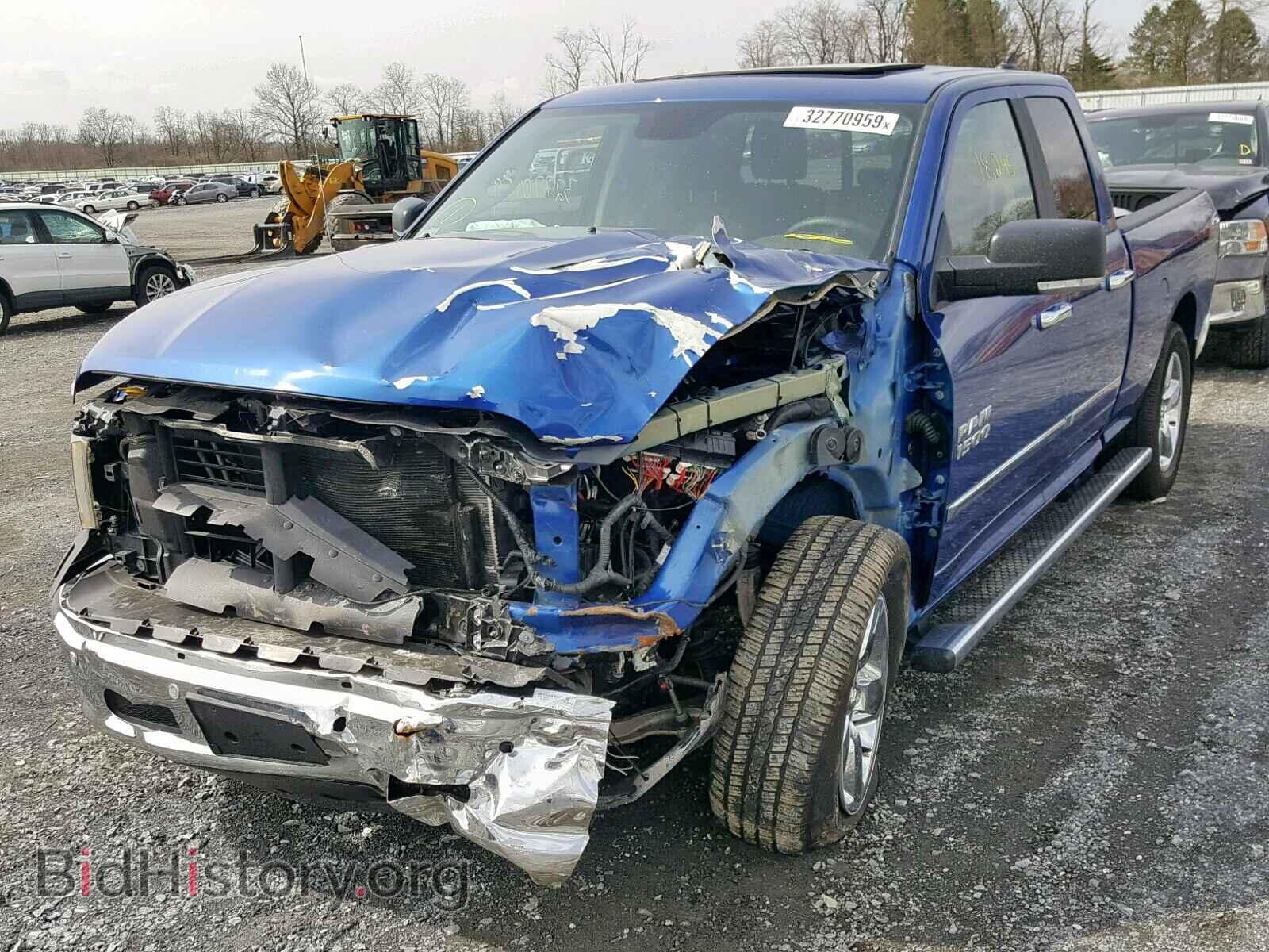 2016 RAM 1500 SLT - VIN: 1C6RR7GTXGS186495 - Фото 2