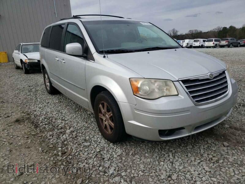 2010 Chrysler MINIVAN Town & COU (VIN 2A4RR5D13AR458355) — фото 1 из 10, Copart, повреждение: нормальный износ