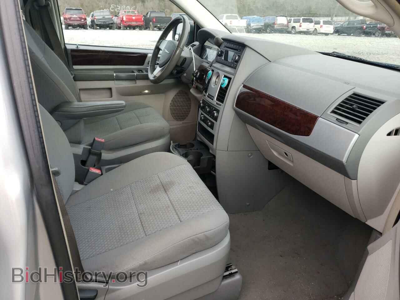 2010 CHRYSLER MINIVAN - VIN: 2A4RR5D13AR458355 - Фото 5