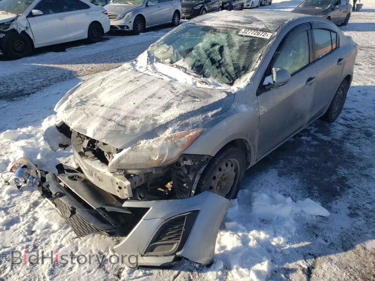 2011 MAZDA 3 - VIN: JM1BL1VF3B1356961 - Фото 2