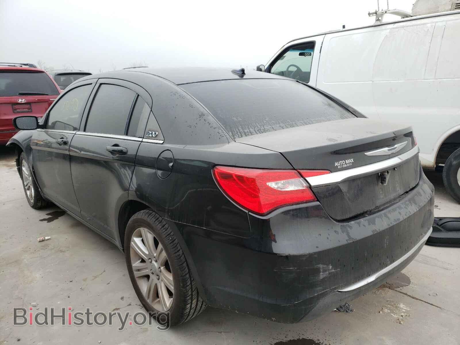 2013 CHRYSLER 200 - VIN: 1C3CCBAB8DN705349 - Фото 3