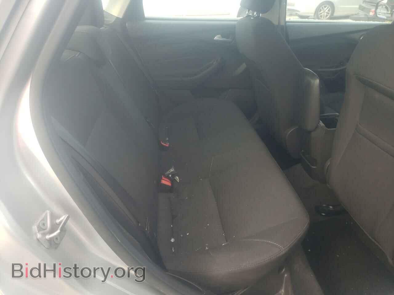 2016 FORD FOCUS - VIN: 1FADP3F22GL320085 - Photo 6