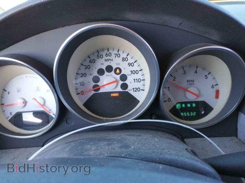 2007 Dodge CALIBER (VIN 1B3HB48B57D350237) — photo 8 of 10