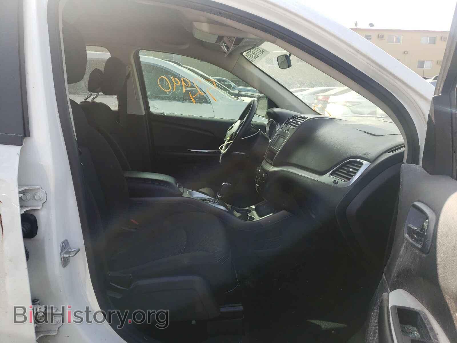 2018 DODGE JOURNEY - VIN: 3C4PDCAB8JT208653 - Фото 5