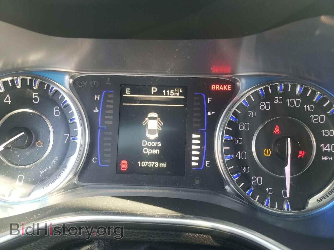 2015 CHRYSLER 200 - VIN: 1C3CCCAB7FN741459 - Photo 8