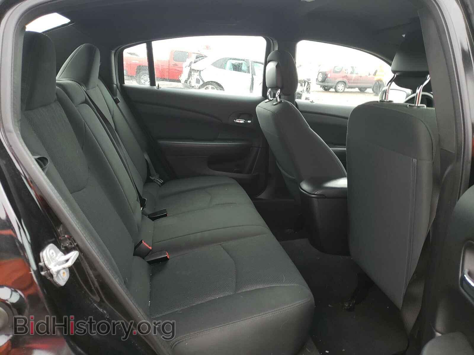 2012 CHRYSLER 200 - VIN: 1C3CCBBB6CN134800 - Фото 6