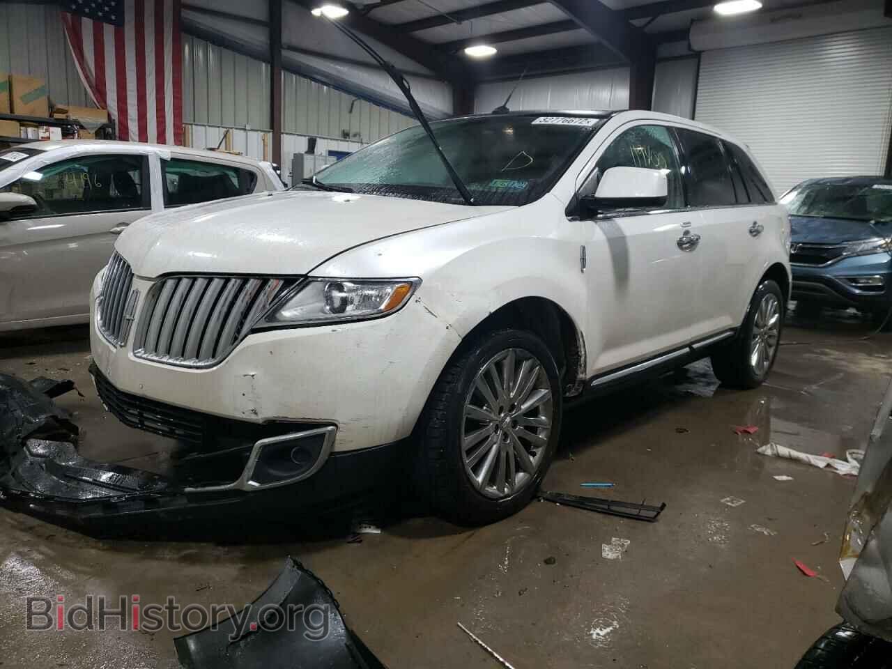 2011 LINCOLN MKX - VIN: 2LMDJ8JK0BBJ10903 - Фото 2