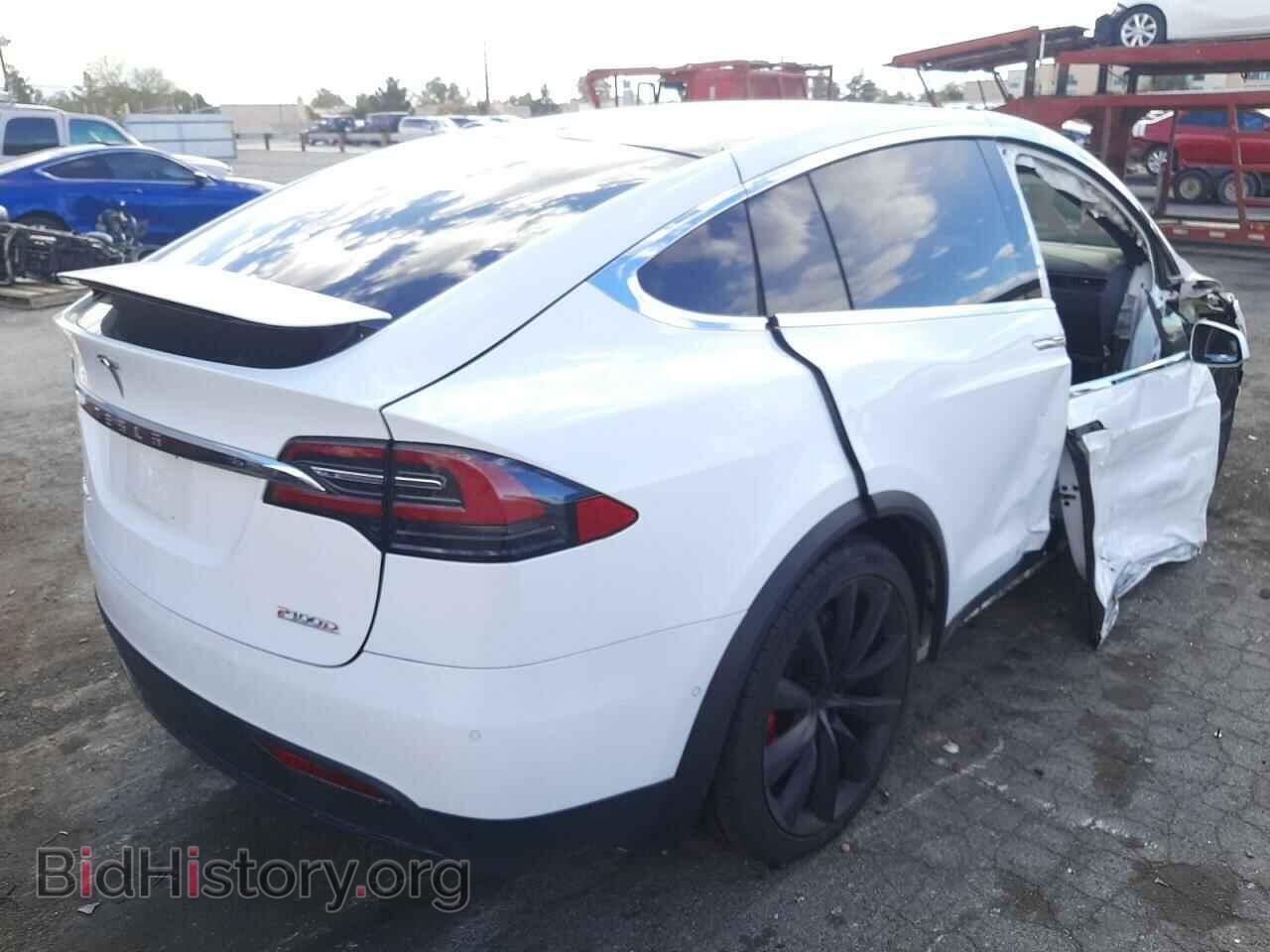 2018 TESLA MODEL X - VIN: 5YJXCBE48JF123562 - Photo 4