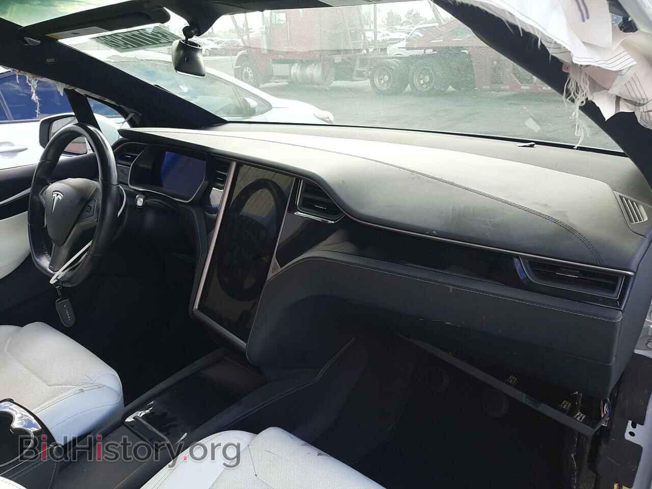 2018 TESLA MODEL X - VIN: 5YJXCBE48JF123562 - Photo 9