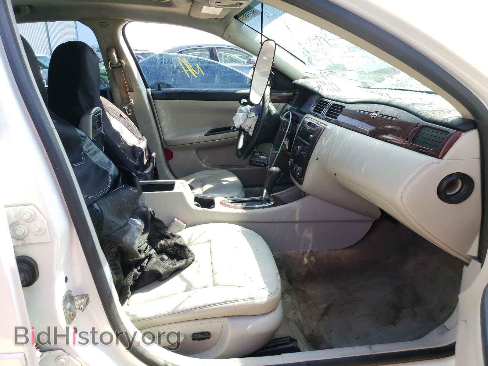 2009 CHEVROLET IMPALA - VIN: 2G1WT57NX91144973 - Фото 5