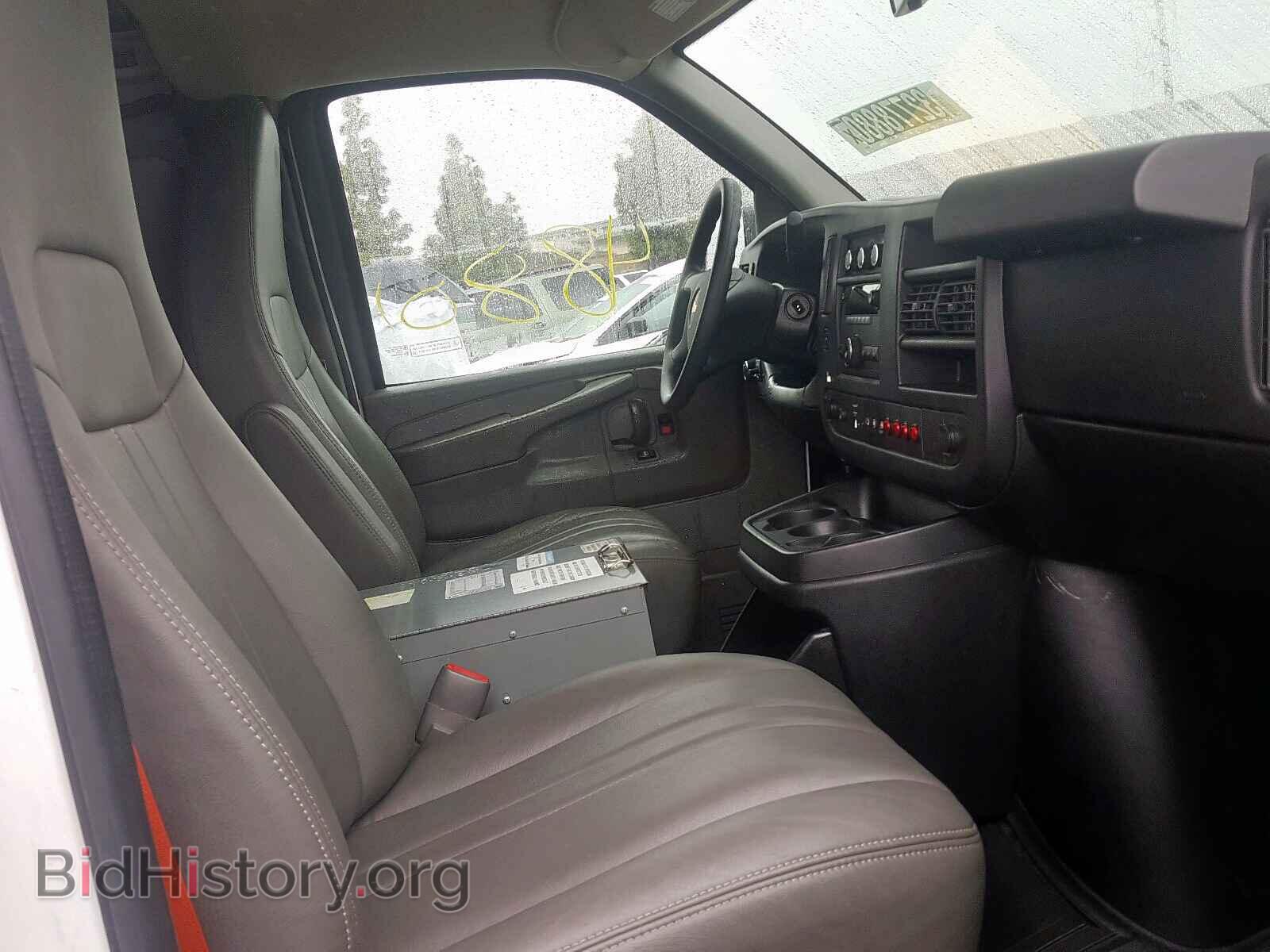 2014 CHEVROLET EXPRESS - VIN: 1GCWGFCBXE1136921 - Photo 5