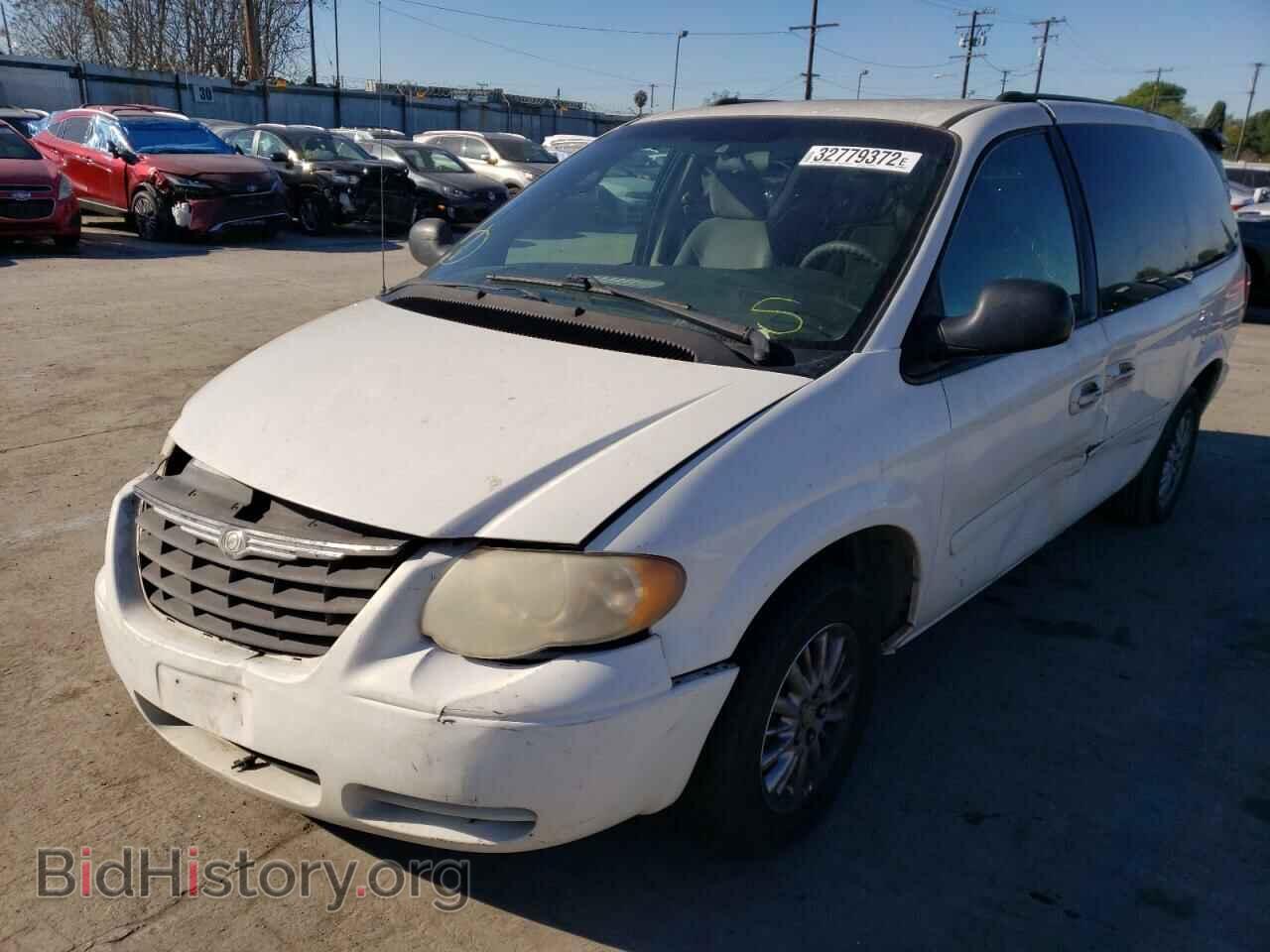 2006 CHRYSLER MINIVAN - VIN: 2A4GP44R36R705779 - Фото 2