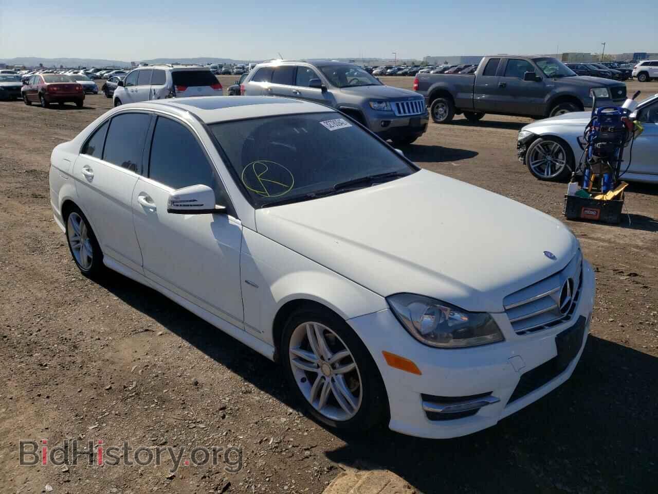 Фотография WDDGF4HB2CA716347 - MERCEDES-BENZ C-CLASS 2012