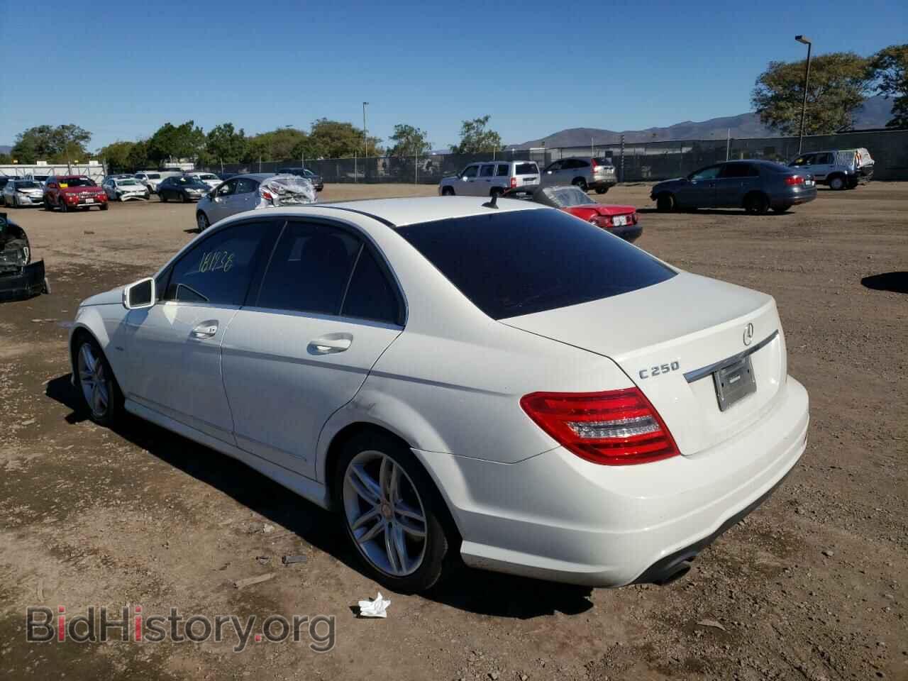 2012 MERCEDES-BENZ C-CLASS - VIN: WDDGF4HB2CA716347 - Фото 3