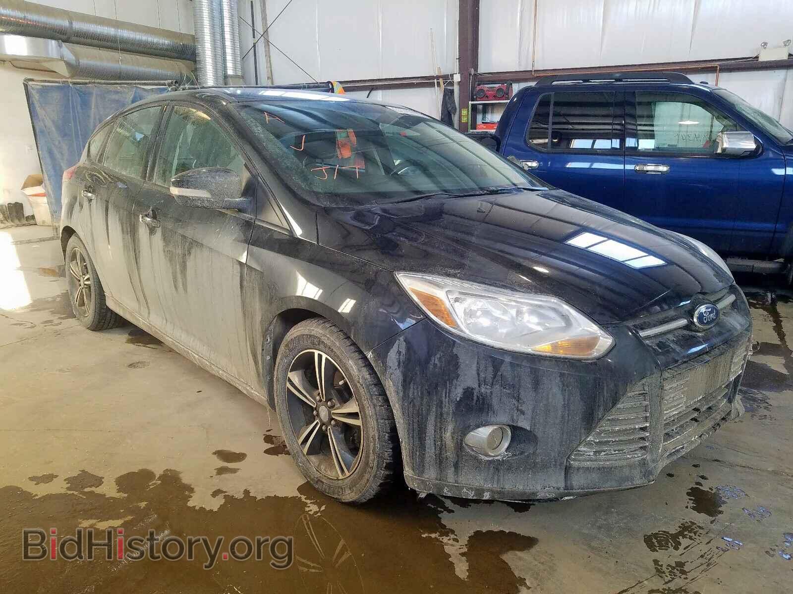 Photo 1FAHP3K28CL268897 - FORD FOCUS 2012