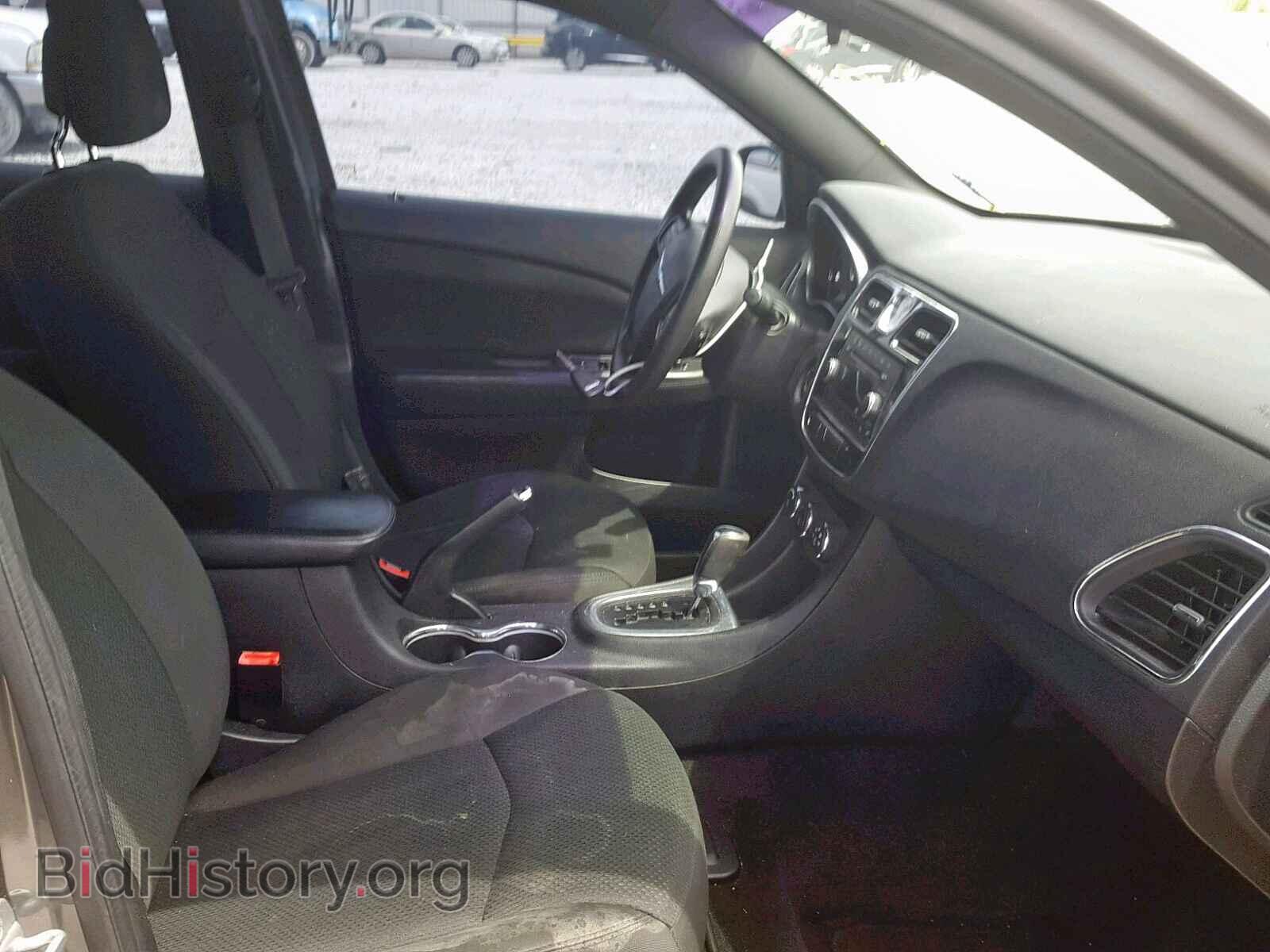 2012 CHRYSLER 200 - VIN: 1C3CCBAB7CN163224 - Фото 5