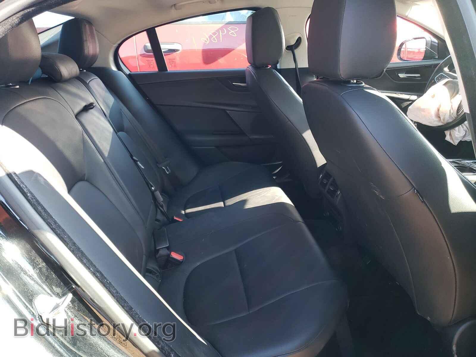 2017 JAGUAR XE - VIN: SAJAR4BG2HA977594 - Фото 6