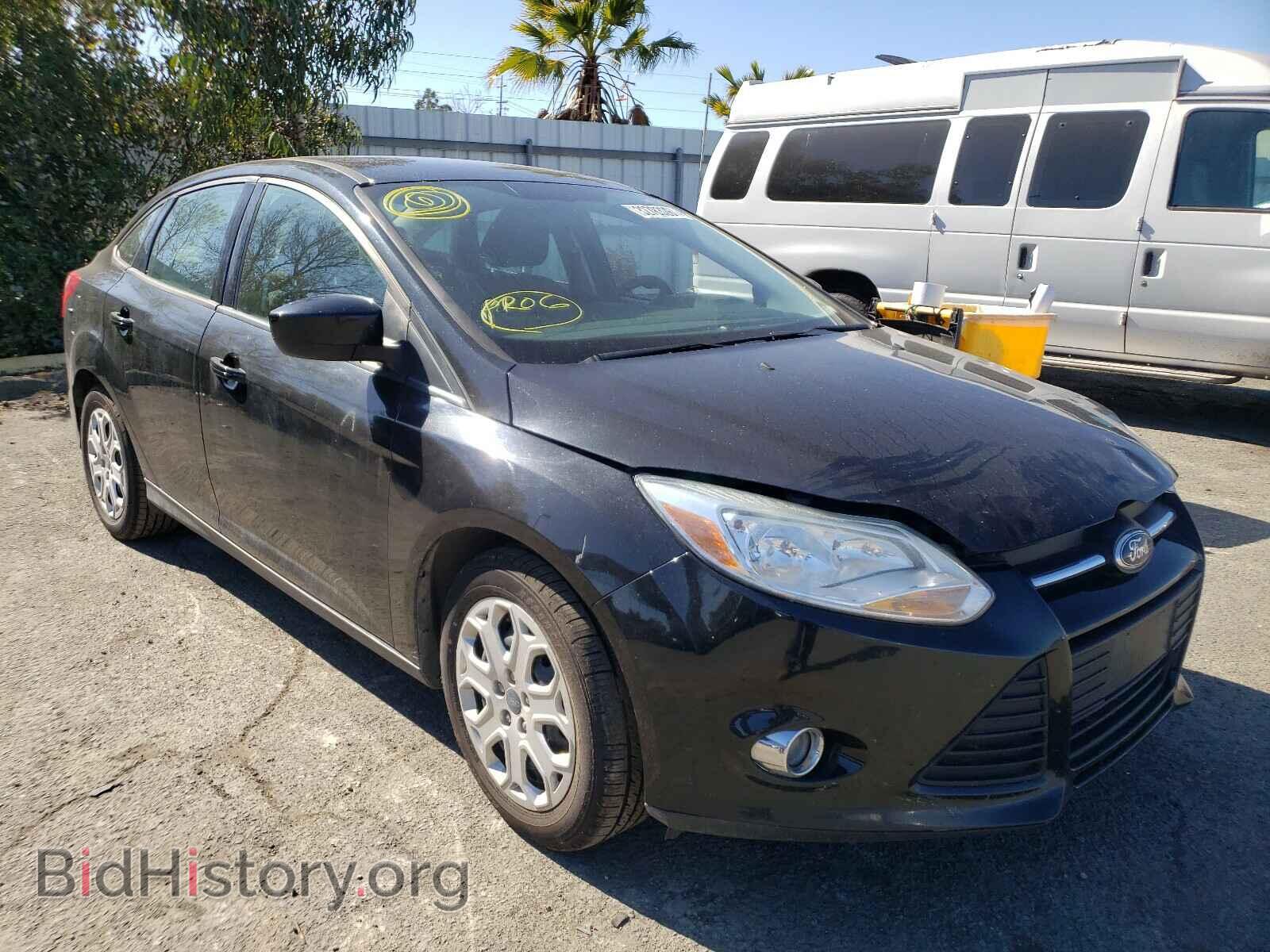 Photo 1FAHP3F26CL429273 - FORD FOCUS 2012