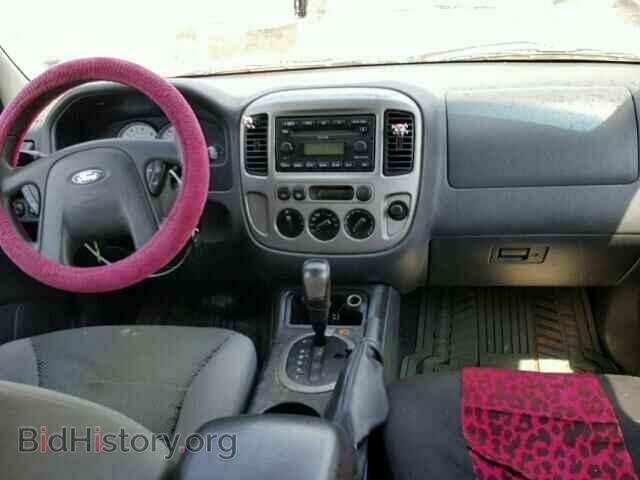 2005 FORD ESCAPE - VIN: 1FMCU03185KA80869 - Фото 9