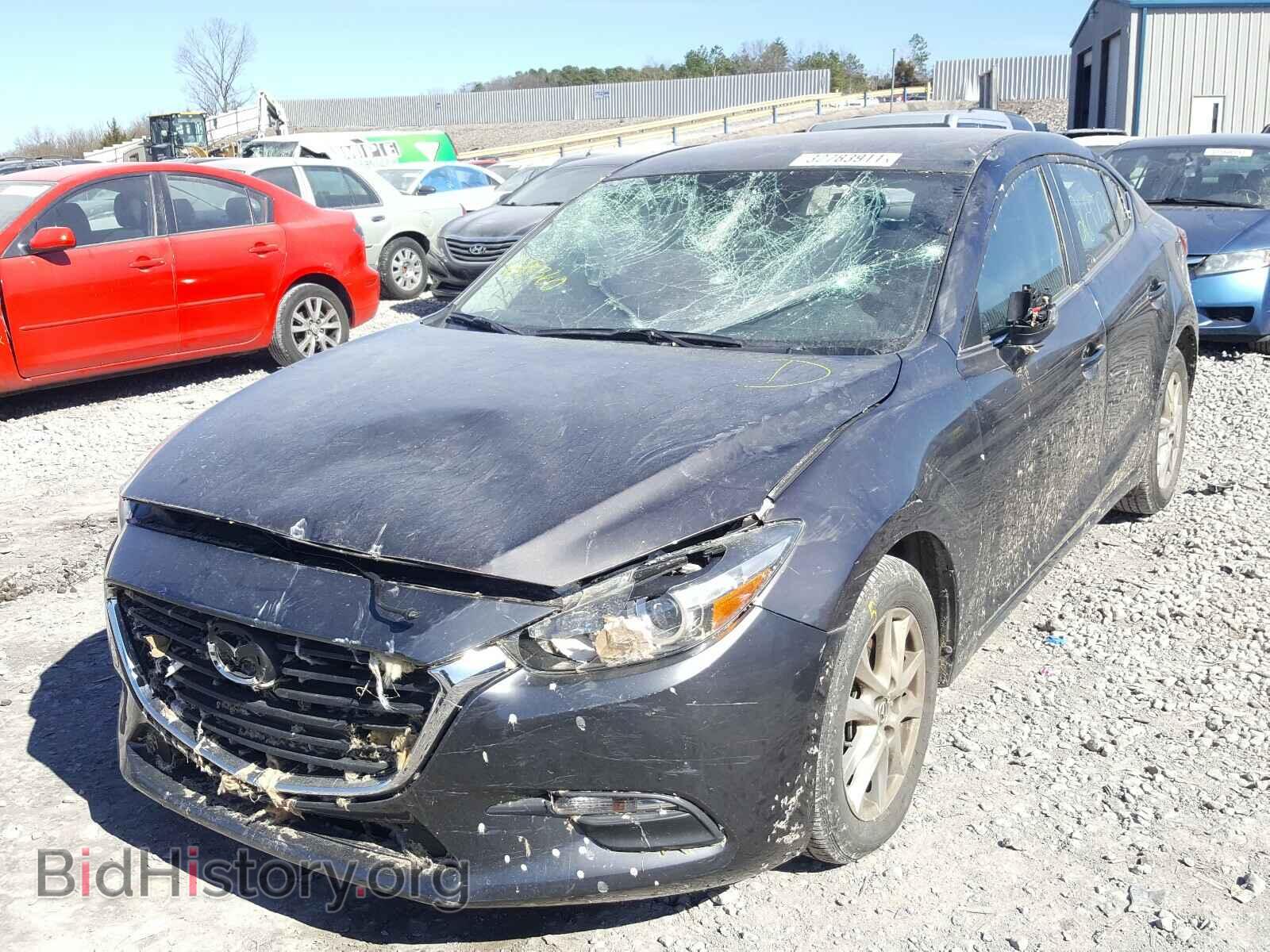 2018 MAZDA 3 - VIN: 3MZBN1U76JM213618 - Фото 2