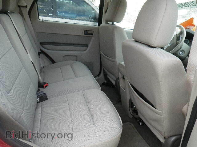 2011 FORD ESCAPE - VIN: 1FMCU0D78BKA19519 - Фото 6