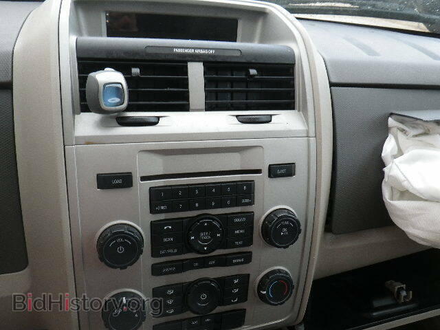 2011 FORD ESCAPE - VIN: 1FMCU0D78BKA19519 - Фото 9