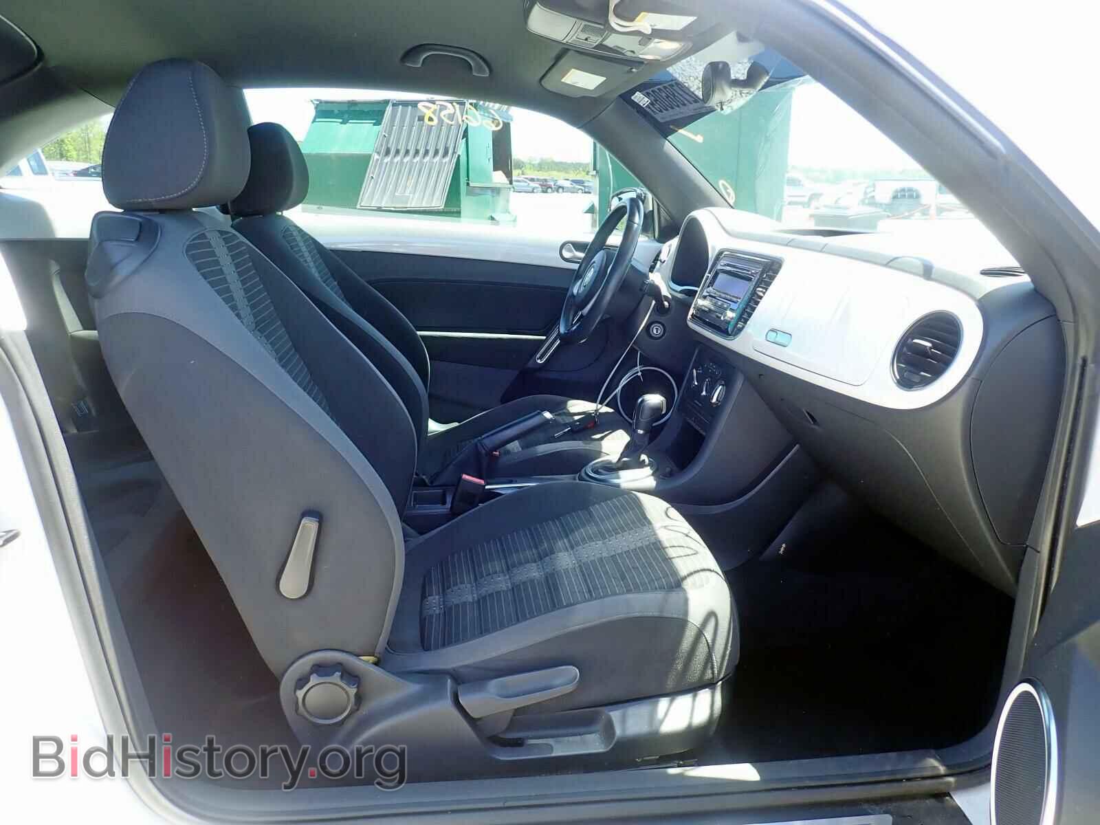 2012 VOLKSWAGEN BEETLE - VIN: 3VWVA7AT1CM604305 - Фото 5