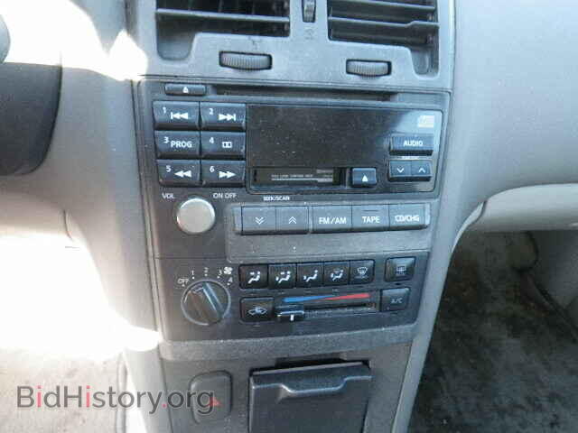 2000 NISSAN MAXIMA - VIN: JN1CA31D1YT732924 - Photo 10